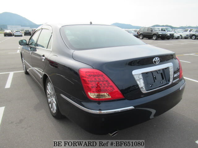 Toyota crown majesta uzs186