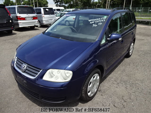 VOLKSWAGEN Golf Touran