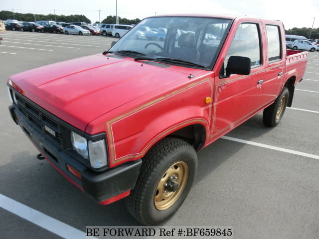 NISSAN Datsun Truck