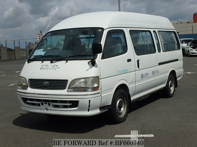 TOYOTA Hiace Commuter