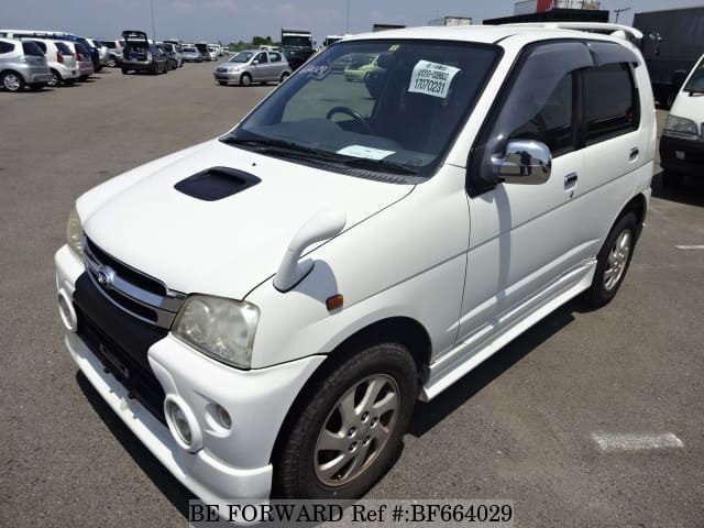 DAIHATSU Terios Kid