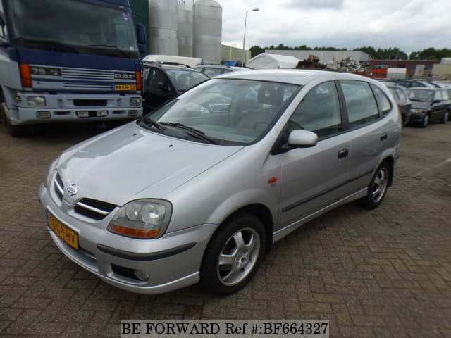 Nissan almera tino 2001