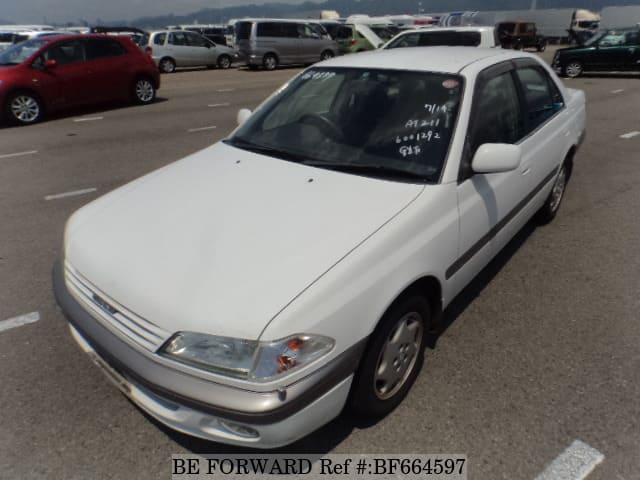 TOYOTA Carina