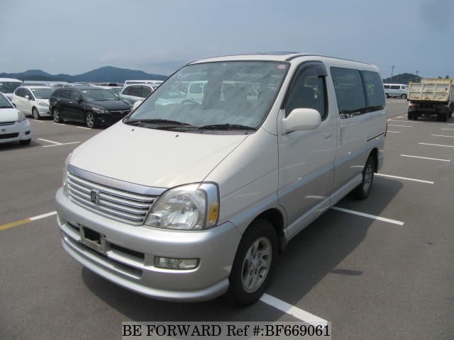 TOYOTA Regius Wagon