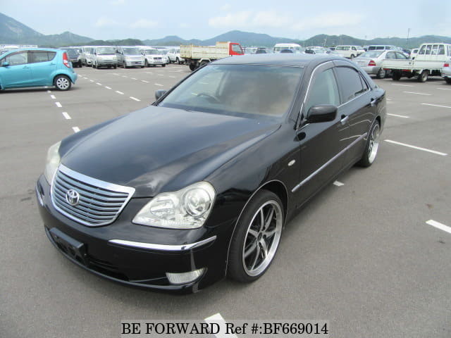 Toyota crown majesta 2005