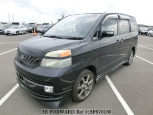 Used 2002 TOYOTA VOXY BF670185 for Sale