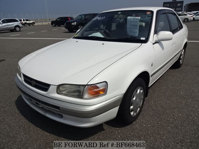 TOYOTA Corolla Sedan