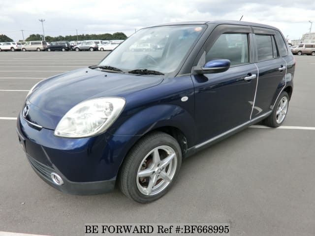 Mazda verisa 2005