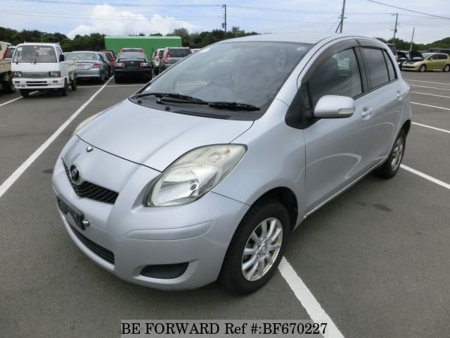 TOYOTA Vitz