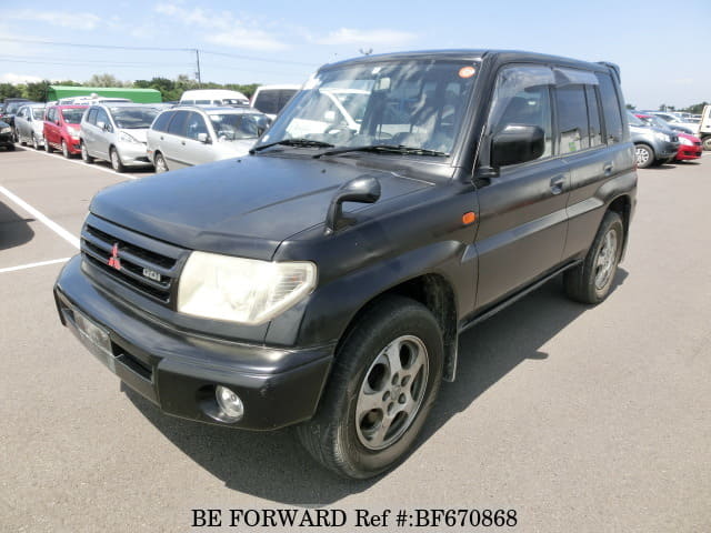 MITSUBISHI Pajero iO