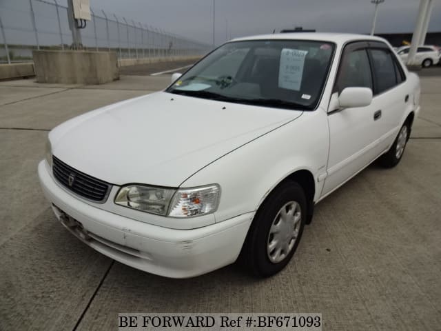 TOYOTA Corolla Sedan