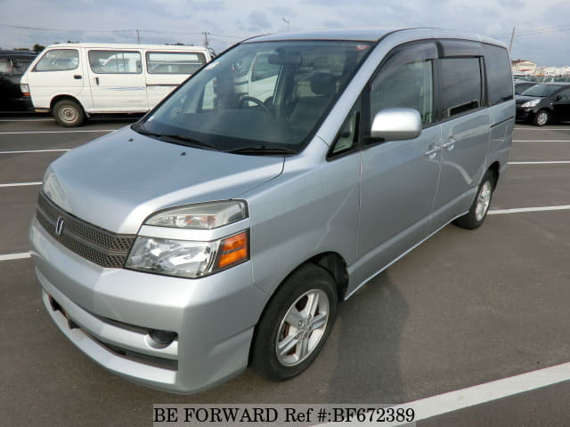 Used 2004 TOYOTA VOXY X/CBA-AZR60G for Sale BF672389 - BE FORWARD