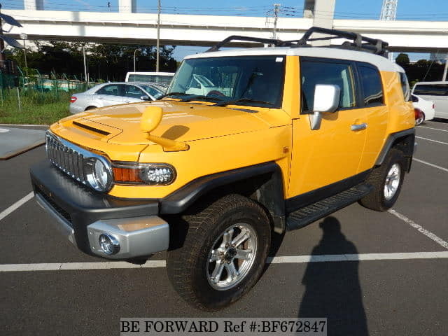 TOYOTA FJ Cruiser