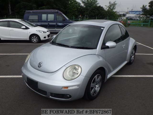 VOLKSWAGEN New Beetle