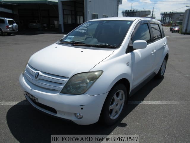 TOYOTA IST