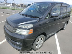 Used 2006 TOYOTA VOXY BF674922 for Sale