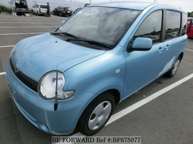 TOYOTA Sienta