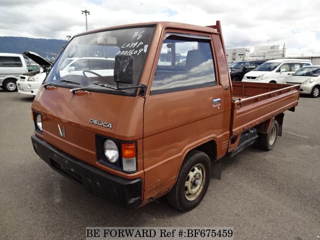 Mitsubishi delica truck