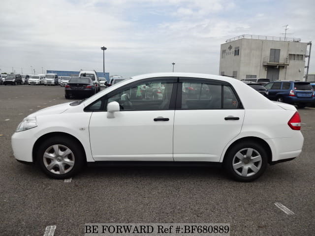 nissan tiida latio 2010 1,5 nissan tiida latio 2010 1,5