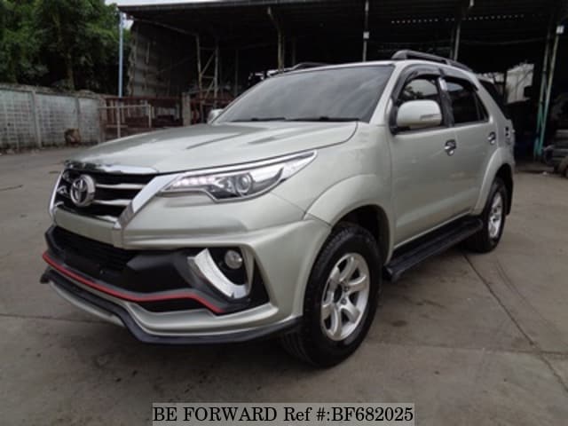 TOYOTA Fortuner