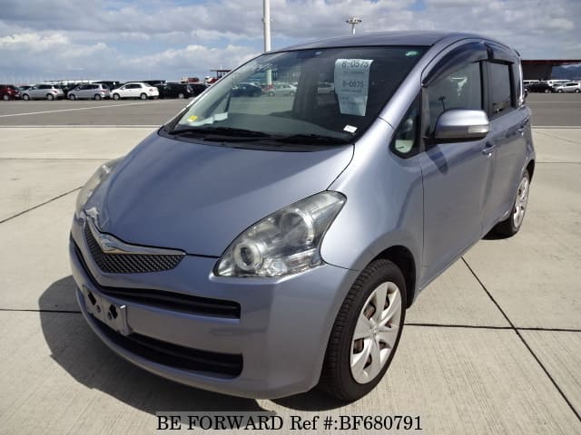 Toyota ractis 2009