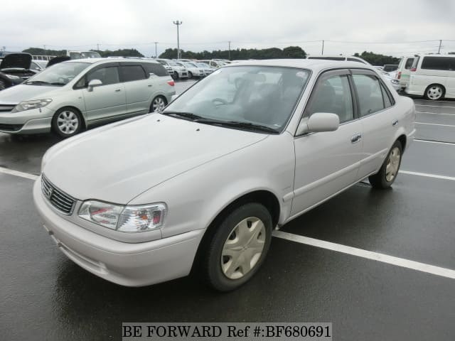 TOYOTA Corolla Sedan