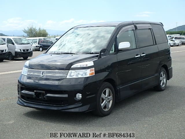 Toyota voxy 2005