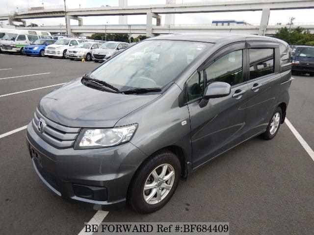 HONDA Freed Spike