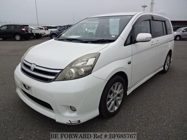 Toyota isis 2008