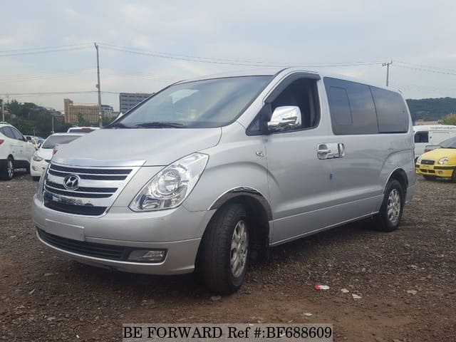 HYUNDAI Grand Starex