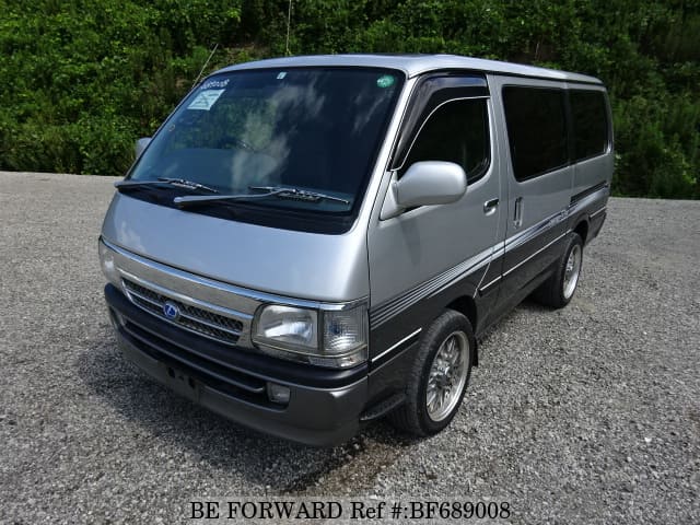 TOYOTA Regiusace Van