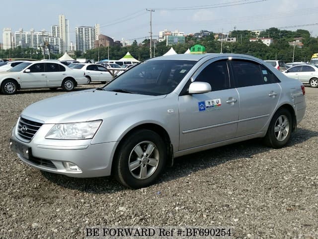 HYUNDAI NF Sonata