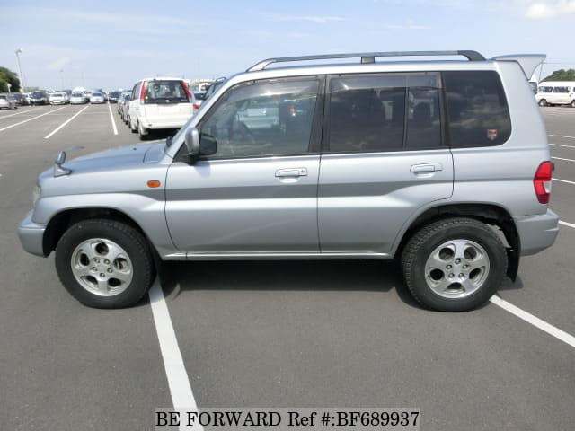 Mitsubishi pajero io 2000