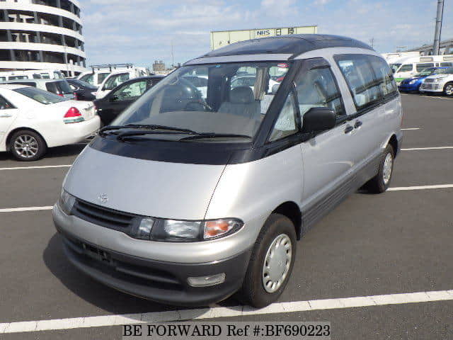 TOYOTA Estima Lucida