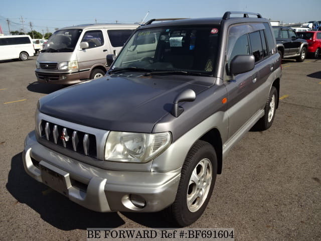 MITSUBISHI Pajero iO