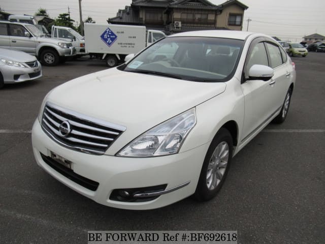 NISSAN Teana