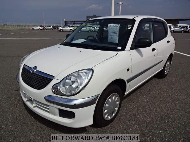 Toyota duet 2002