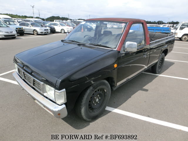 Nissan datsun 1990