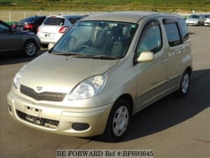 Used 2004 TOYOTA FUN CARGO BF693645 for Sale