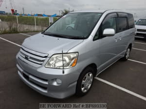 Used 2005 TOYOTA NOAH BF693330 for Sale