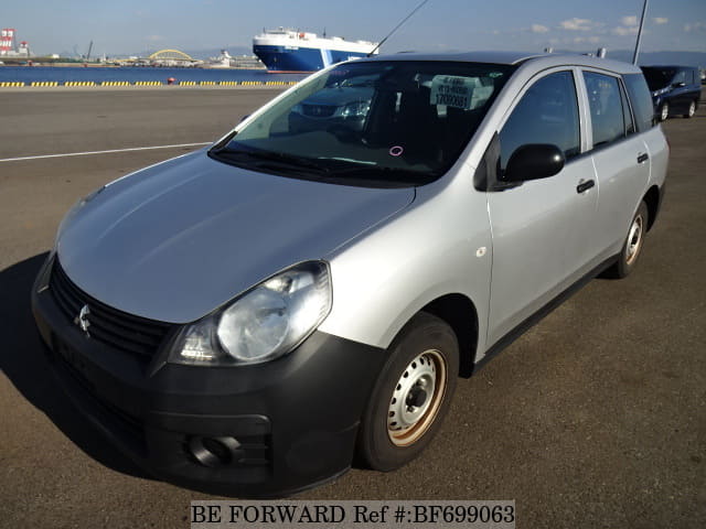 Mitsubishi lancer cargo
