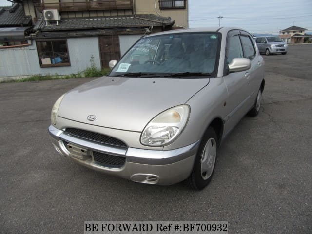 DAIHATSU Storia