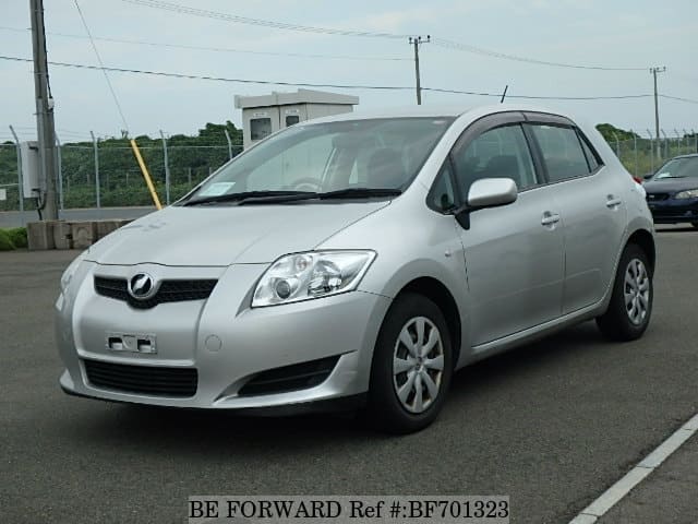 TOYOTA Auris