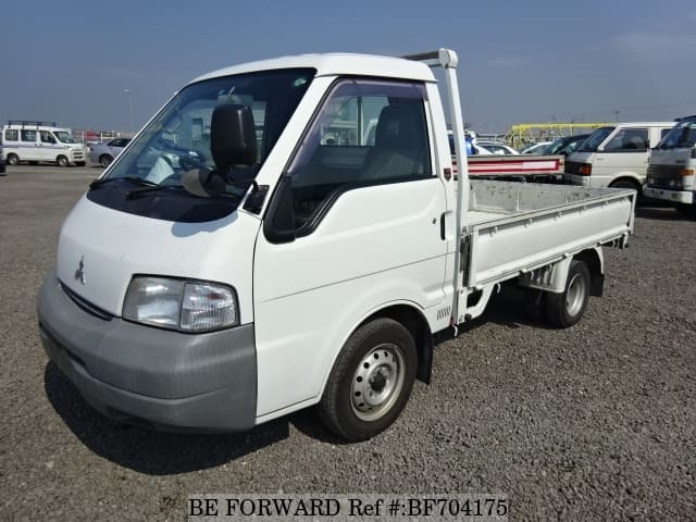 Mitsubishi delica truck