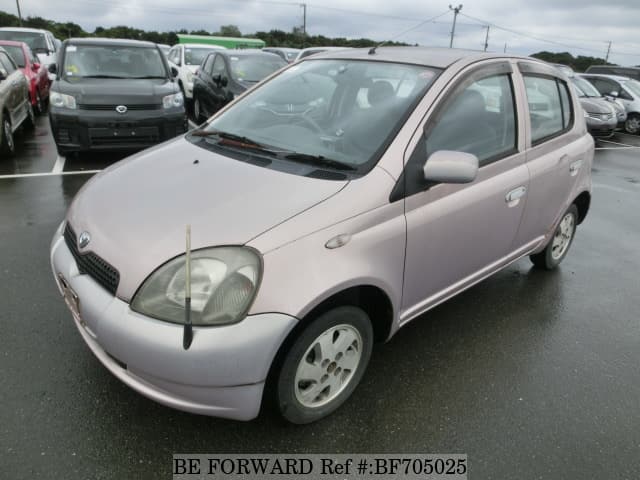 TOYOTA Vitz