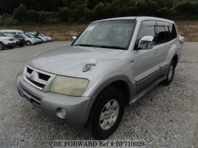 MITSUBISHI Pajero