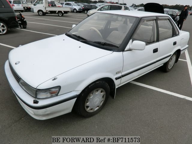 TOYOTA Sprinter Sedan