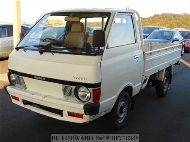 Nissan vanette van truck