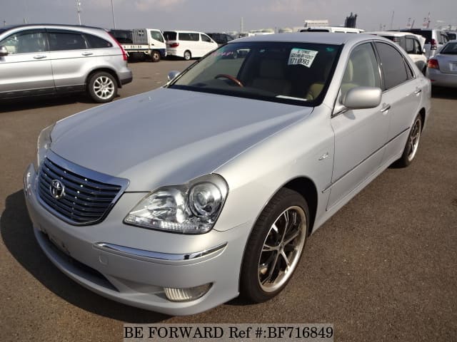 Toyota crown majesta uzs186