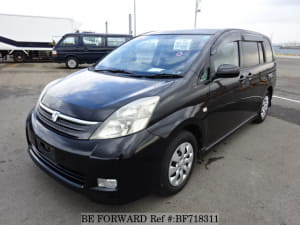 Used 2007 TOYOTA ISIS BF718311 for Sale